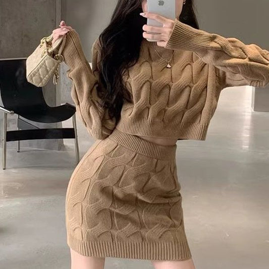 Women's Fried Dough Twists Sweater Knitting Buttocks Skirt Suit